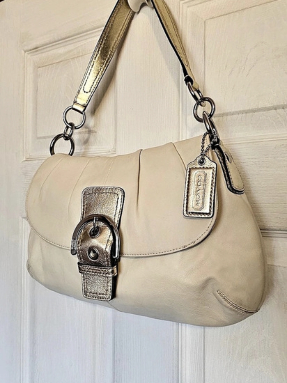 COACH Soho Buckle Flap Shoulder Bag White And Silver